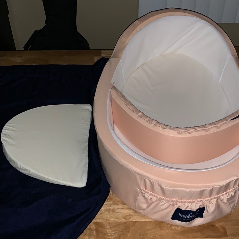 Mumbelli infant bed- co sleeper, portable bassinet